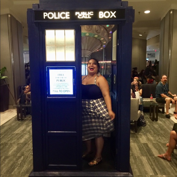 Meet your Posher, Loretta - Picture 4 of 6